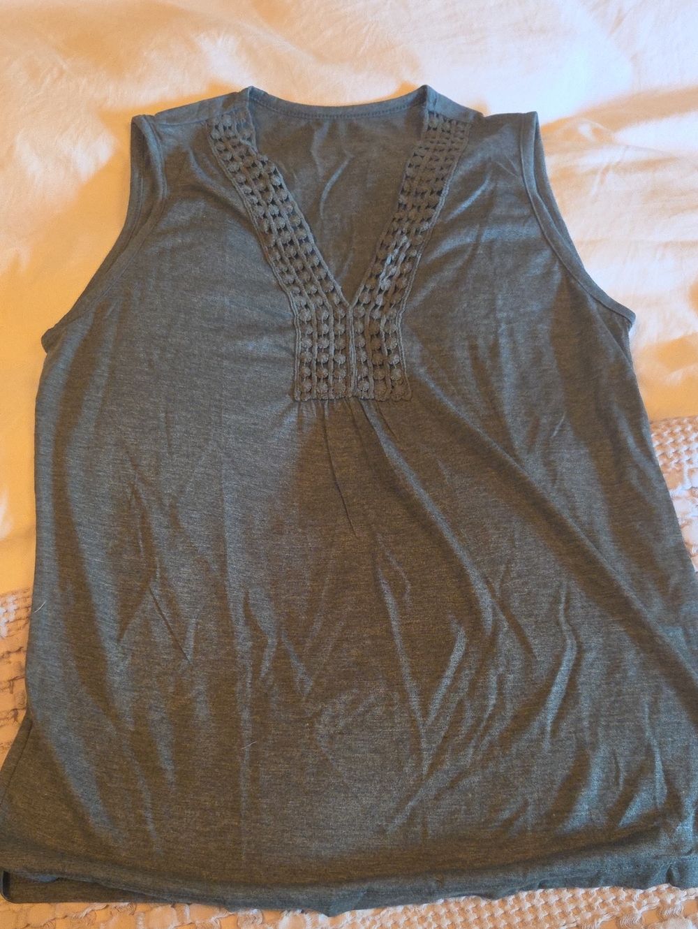 Sleeveless V-Neck Crochet Front Tank Top - Green